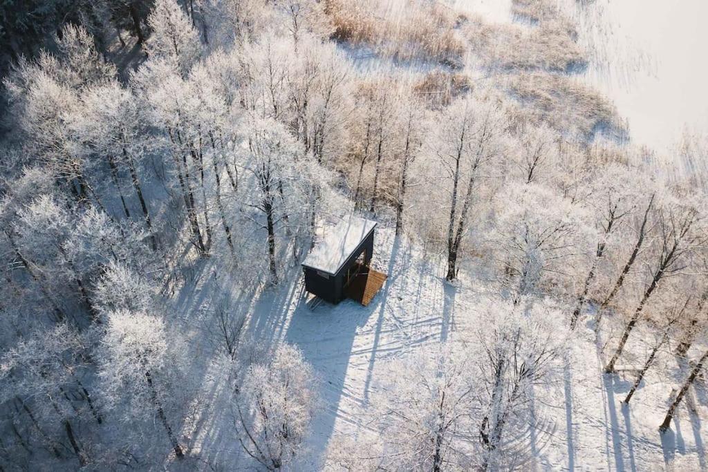 Beautiful Tiny House On The Lake Side. Trakai Exterior foto